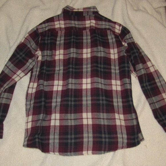 Molokai Surf Co. Flannel Light Jacket/Shirt Size M Poly/Cotton 2 Pockets - Picture 2 of 6